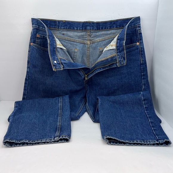 LEVI’S 505, ALMOST NEW, WAIST 38 LENGTH 30, BLUE COLOR, FRONT ZIPPER, 100%COTTON - Picture 3 of 13